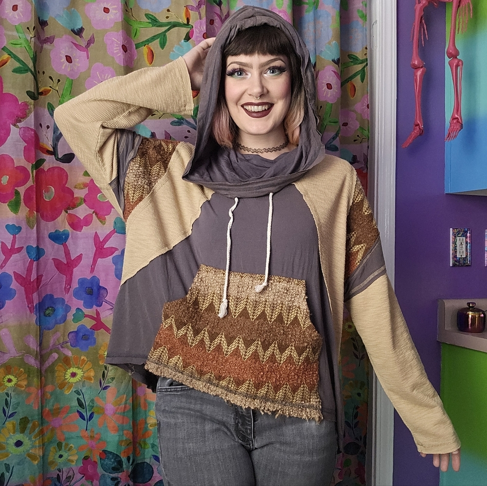 POL Patchwork Bohemian Hippie Funky Unique Gray & Brown Hoodie Pullover Top